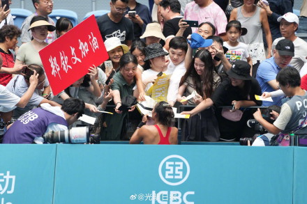 郑钦文朱琳包揽女网冠亚军 郑钦文朱琳包揽女网冠亚军