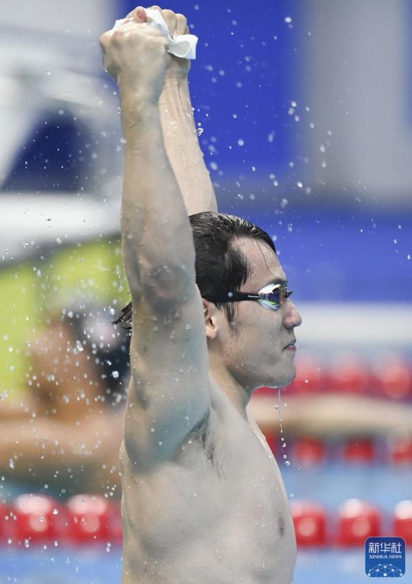 杭州亚运会 | 游泳：男子4X100米自由泳接力中国队夺冠