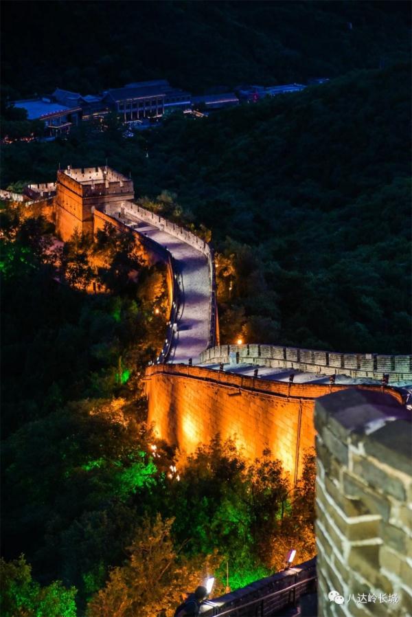 早6时可登城，夜长城开8天！八达岭长城最全游览攻略