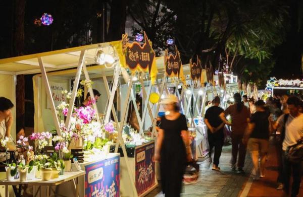 成都“夜游锦江”新航线中秋启航