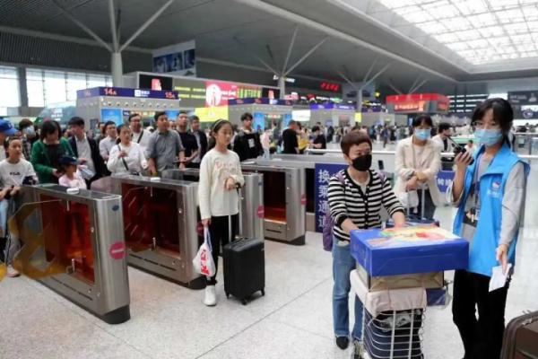 “中国14亿人，2亿人在郑州东站”？国铁集团郑州局：管内今日预计发送旅客85.1万人次