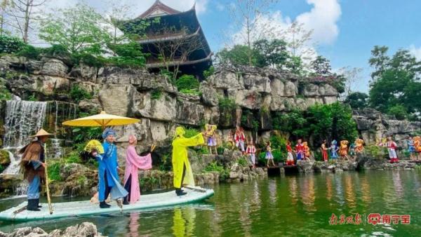 广西旅游订单暴涨!同比增长305% 广西旅游订单暴涨!同比增长305%