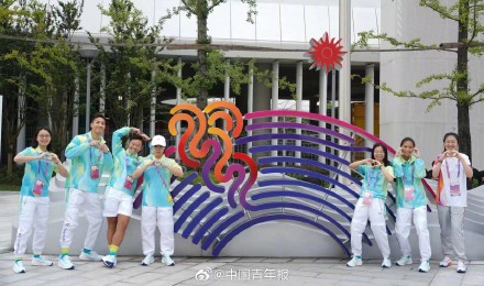 杭州亚运会上的香港“小青荷”