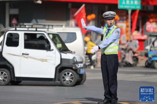 长假里的坚守