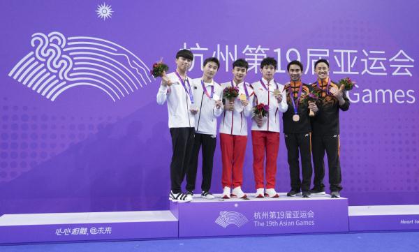 杭州亚运会|男子双人3米跳板:严思宇/何超夺冠 杭州亚运会|男子双人3米跳板:严思宇/何超夺冠