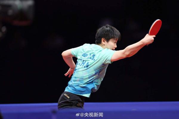 今晚两场夺金之战,一起为国乒加油! 今晚两场夺金之战,一起为国乒加油!