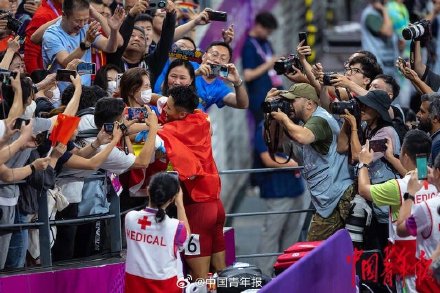 中国包揽亚运会男女百米金牌 中国包揽亚运会男女百米金牌