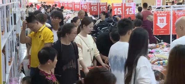 400%、48%、48%,2023年中秋节多领域银联卡交易大幅增长 400%、48%、48%,2023年中秋节多领域银联卡交易大幅增长