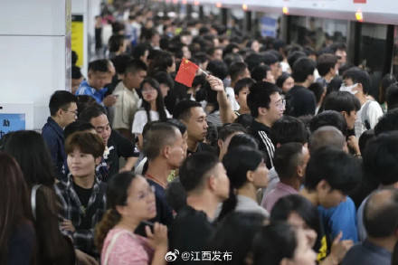 创历史新高！南昌地铁客流昨天“爆”了