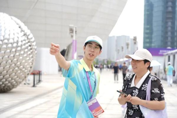 “你们采访马龙，但他扛下了一切！”