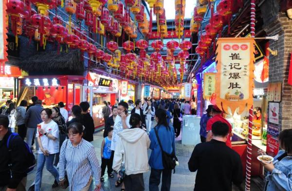 太太太火了!三天!沈阳接待国内游客481.56万人次! 太太太火了!三天!沈阳接待国内游客481.56万人次!