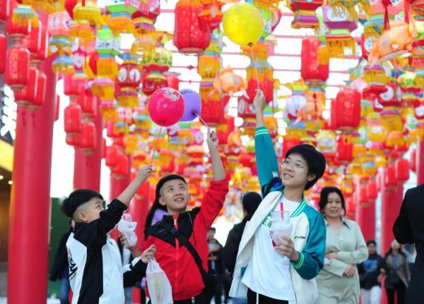 太太太火了!三天!沈阳接待国内游客481.56万人次! 太太太火了!三天!沈阳接待国内游客481.56万人次!