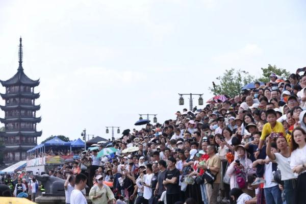 游客量超10万！该景区限流