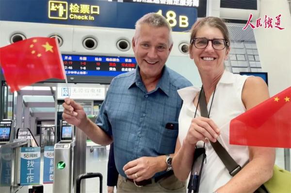 我们在杭州最大的高铁站，护航这个特别的假期！