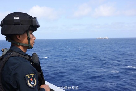 海军第44、45批护航编队顺利完成任务交接