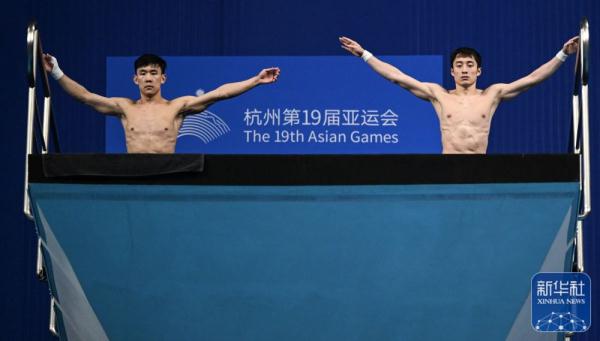 杭州亚运会丨杨昊/练俊杰获男双10米台冠军