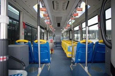 为什么有的人坐油车不晕，一上电车就晕？