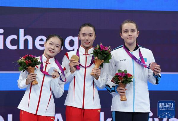 杭州亚运会丨中国队包揽女子蹦床冠亚军 杭州亚运会丨中国队包揽女子蹦床冠亚军
