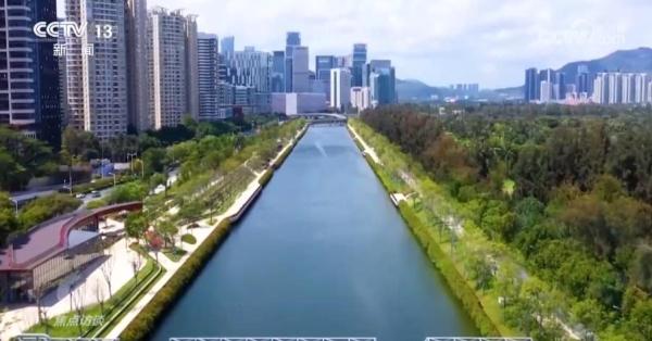 焦点访谈：康庄大道 美丽中国新篇章