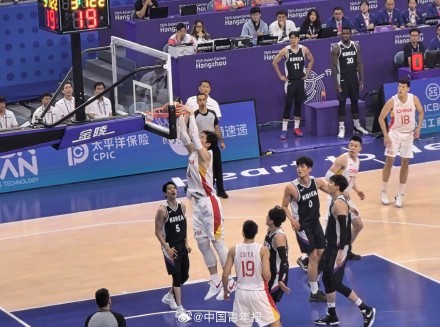 中国男篮胜韩国队晋级四强