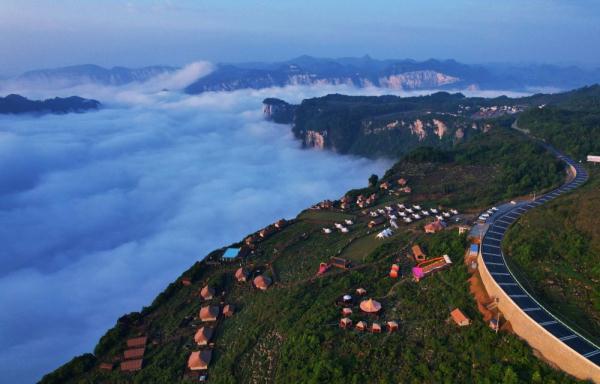 乡村行 看振兴|探访乌江“网红村”,这里的“旅游饭”为何越做越香? 乡村行 看振兴|探访乌江“网红村”,这里的“旅游饭”为何越做越香?