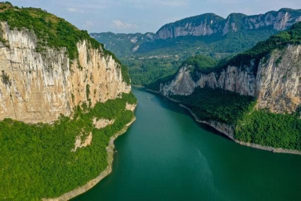 乡村行 看振兴|探访乌江“网红村”,这里的“旅游饭”为何越做越香? 乡村行 看振兴|探访乌江“网红村”,这里的“旅游饭”为何越做越香?