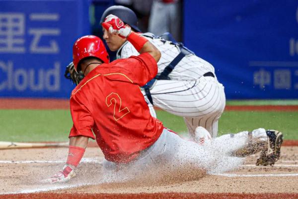 首次战胜日本队！中国队，创造历史