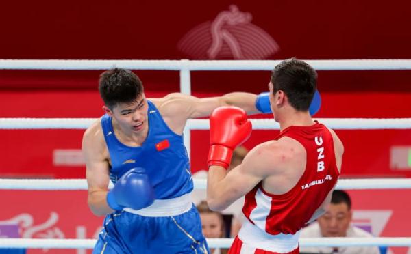 中国拳手托合塔尔别克•唐拉提汗晋级男子80公斤级决赛 中国拳手托合塔尔别克•唐拉提汗晋级男子80公斤级决赛