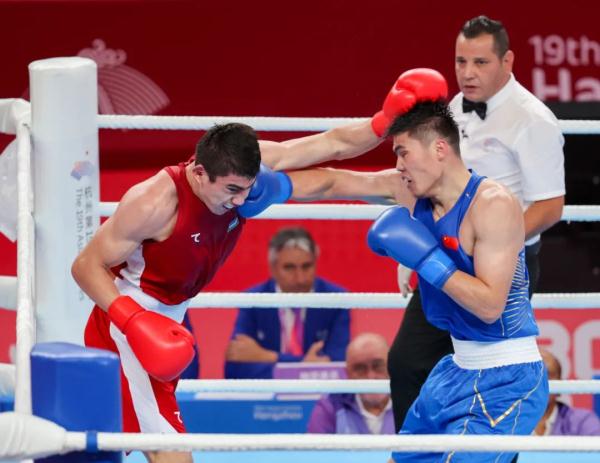 中国拳手托合塔尔别克•唐拉提汗晋级男子80公斤级决赛 中国拳手托合塔尔别克•唐拉提汗晋级男子80公斤级决赛