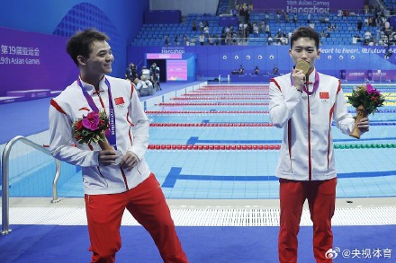 无愧“梦之队”称号 中国跳水队包揽10枚金牌