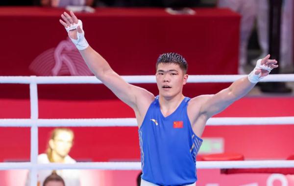 中国拳手托合塔尔别克•唐拉提汗晋级男子80公斤级决赛 中国拳手托合塔尔别克•唐拉提汗晋级男子80公斤级决赛