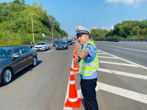 返程车流到来！高速攻略来了→