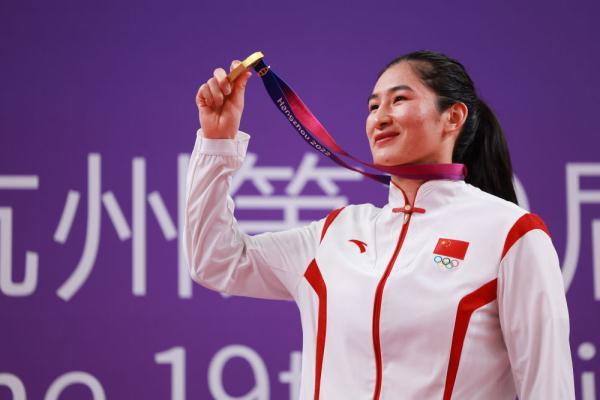 杭州亚运会|拳击女子75公斤级:李倩夺冠 杭州亚运会|拳击女子75公斤级:李倩夺冠