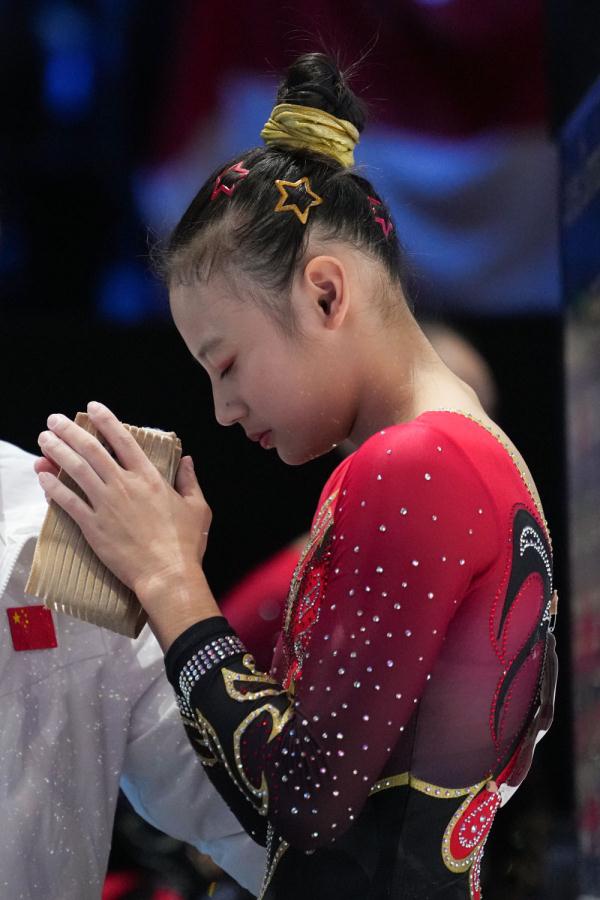 安特卫普体操世锦赛：中国队获得女子团体第四名