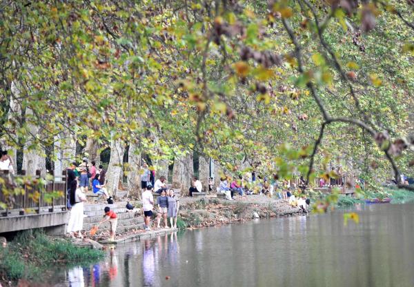 贵阳花溪：秋韵如画