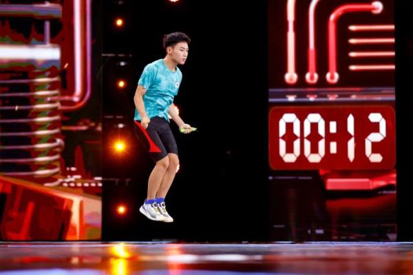 17岁的“多彩少年”：跳绳改变了我的命运