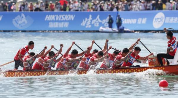 领先0.013秒,中国队惊险夺冠!“指挥官”竟是15岁少年? 领先0.013秒,中国队惊险夺冠!“指挥官”竟是15岁少年?