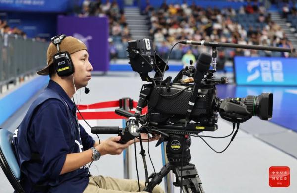 微光汇聚，成就亚运之光