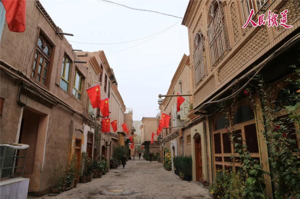 坐火车游新疆!车上还有独立卫浴 坐火车游新疆!车上还有独立卫浴