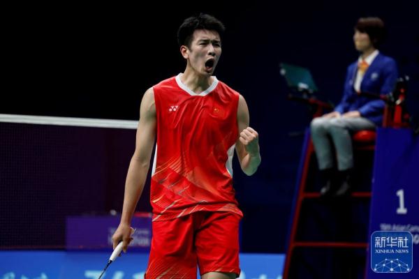 杭州亚运会｜李诗沣晋级羽毛球男单决赛