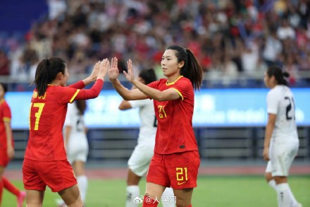 中国女足夺亚运会铜牌