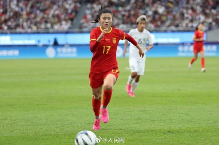 中国女足夺亚运会铜牌