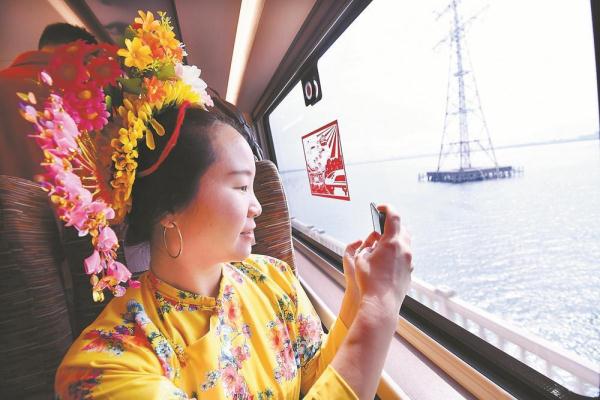 一路山海一路歌——从福厦高铁长假首秀看“高铁+文旅”深度融合