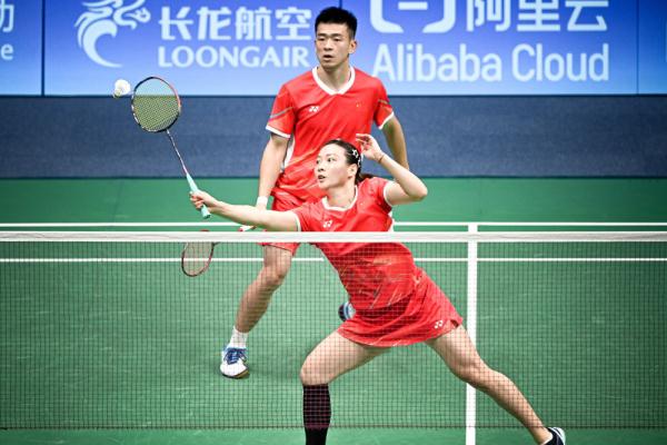 杭州亚运会｜郑思维/黄雅琼夺得羽毛球混双冠军