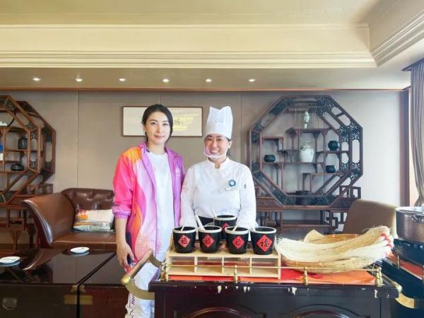 亚运会带火杭帮菜！杭州8万家餐饮店假期营收32亿元