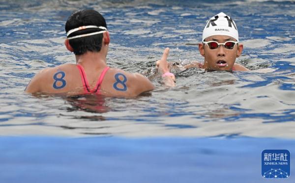 杭州亚运会丨中国选手包揽马拉松游泳男子10公里冠亚军