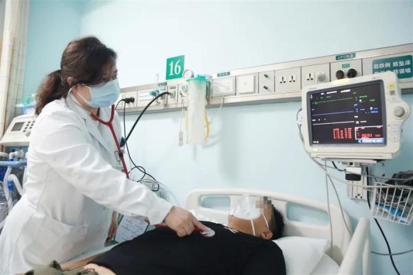 8天长假,接诊患者超百人!专家紧急提醒→ 8天长假,接诊患者超百人!专家紧急提醒→