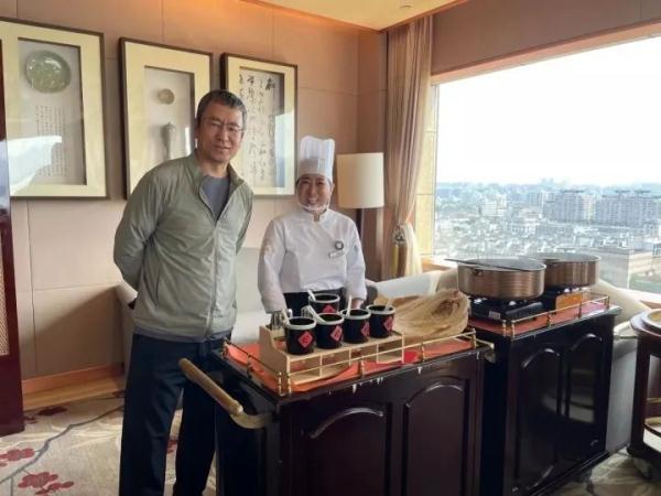 亚运会带火杭帮菜！杭州8万家餐饮店假期营收32亿元