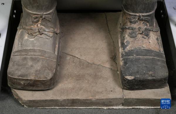 探秘秦始皇陵彩色兵马俑修复 探秘秦始皇陵彩色兵马俑修复