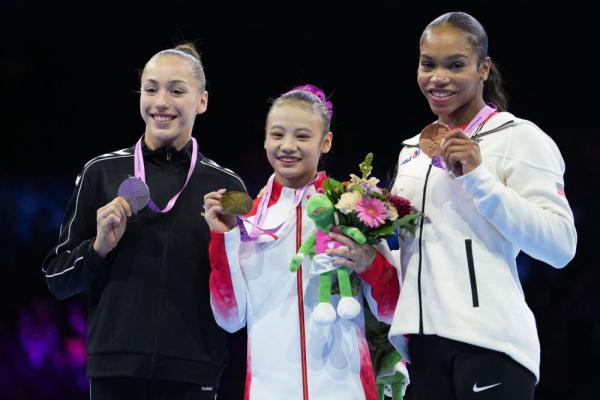 安特卫普体操世锦赛:邱祺缘夺得女子高低杠冠军 安特卫普体操世锦赛:邱祺缘夺得女子高低杠冠军